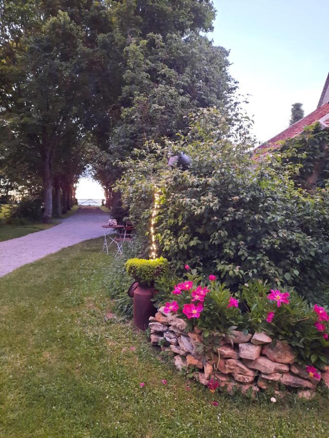 Gite Op Camping Le Bonhomme Neret Exterior foto